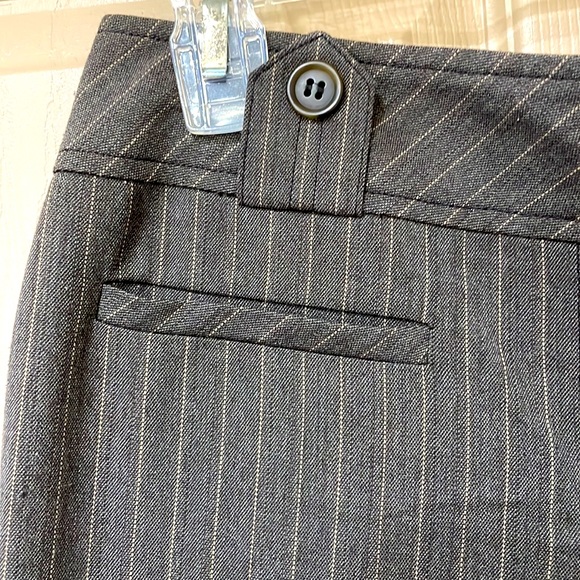 Loft grey dress pants - SZ 2 - Picture 2 of 7
